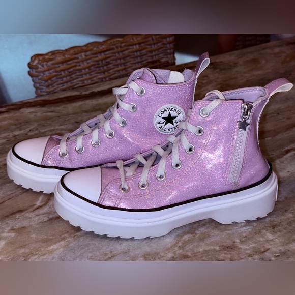 Kids CONVERSE Chuck Taylor All Star lugged lift platform prism glitter. Size 4 - Picture 2 of 9